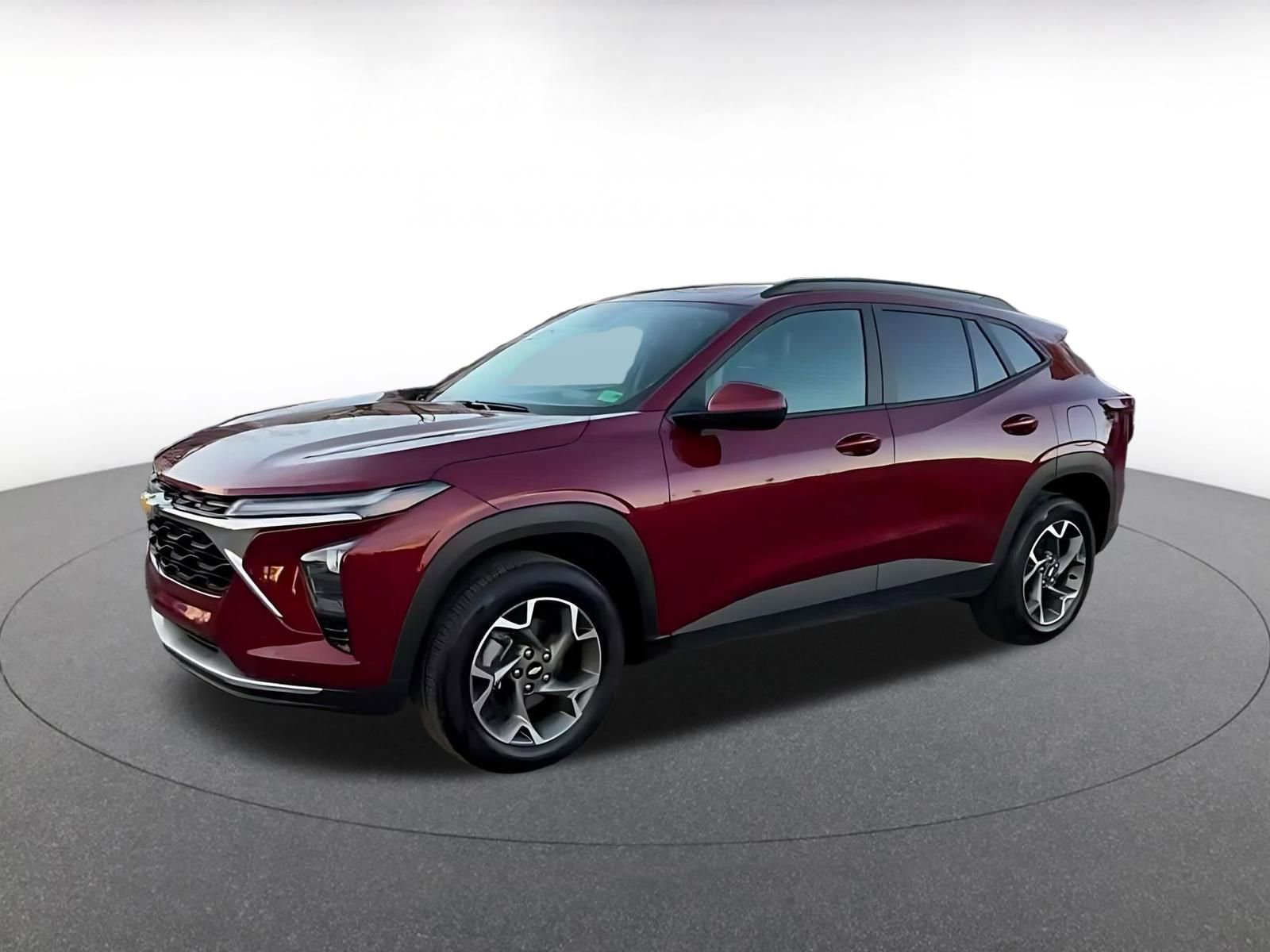 Used 2025 Chevrolet Trax LT image 8