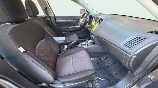 Used 2019 Mitsubishi Outlander Sport SE FWD image 27