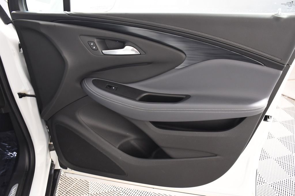 Used 2019 Buick Envision Essence image 18