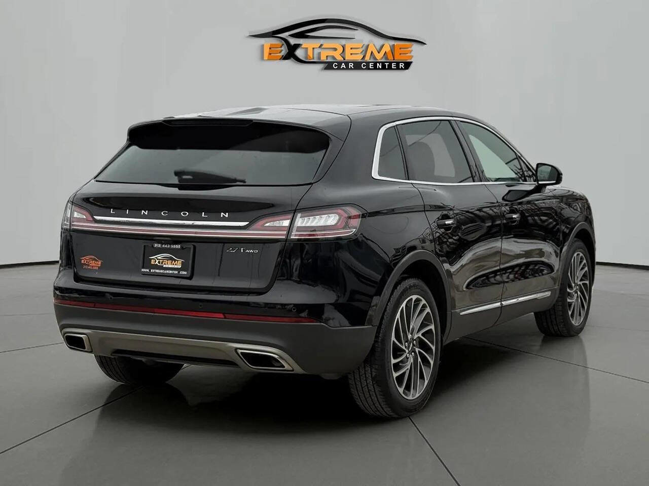 Used 2019 Lincoln Nautilus Reserve w/ Interior Protection Package AWD/4WD image 6