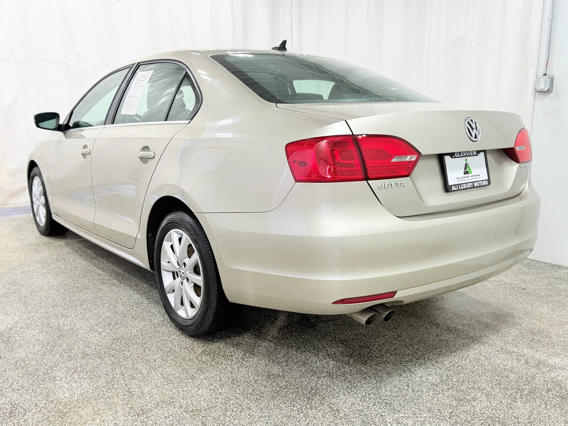 Used 2013 Volkswagen Jetta SE image 6