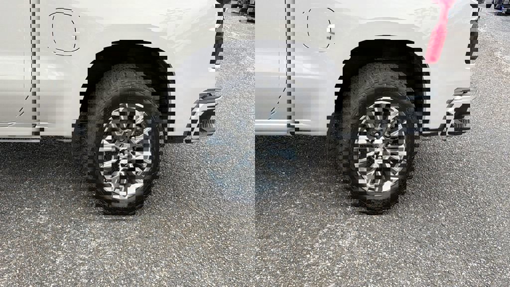 New 2026 Chevrolet Silverado 1500 RST image 9