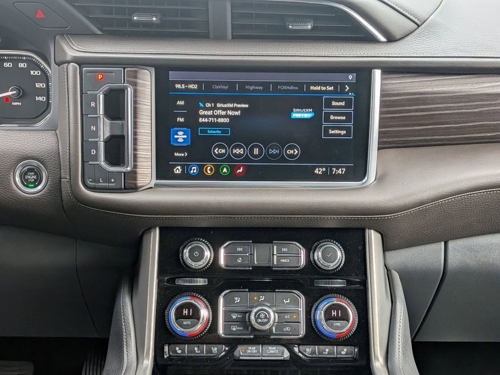 Used 2021 GMC Yukon XL Denali w/ Denali Premium Package RWD image 27