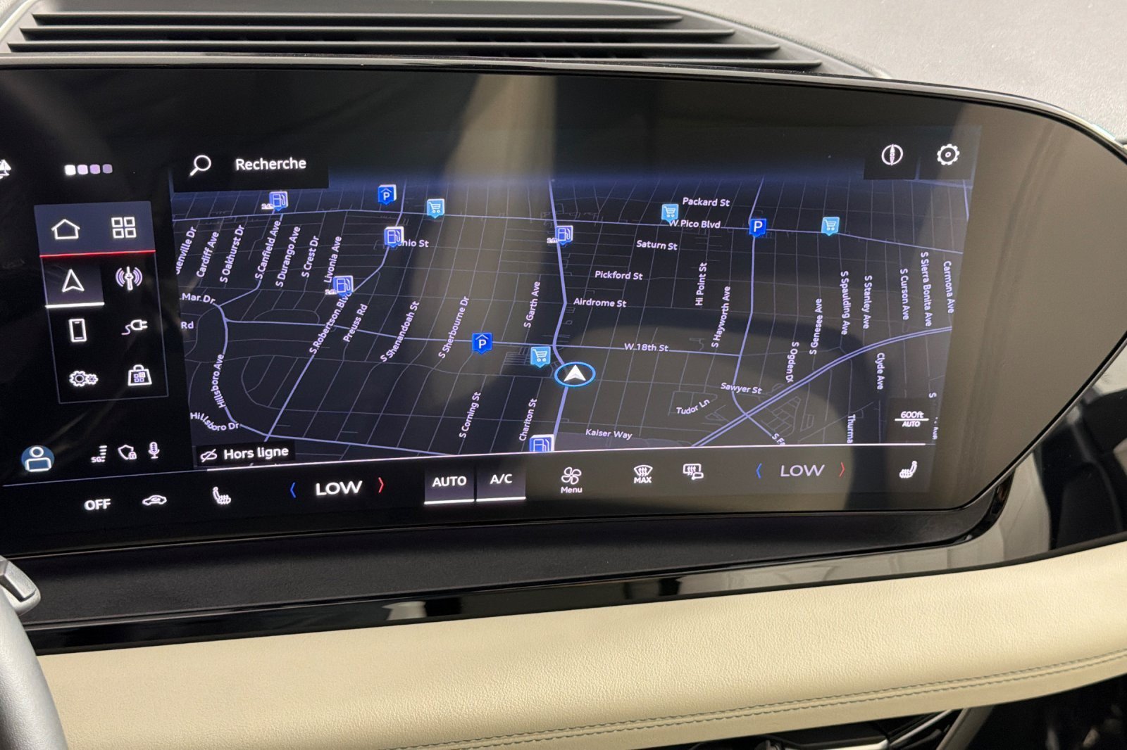 Used 2025 Audi Q6 e-tron Premium AWD/4WD image 18