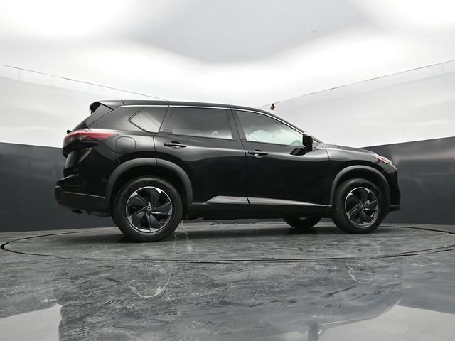 Used 2025 Nissan Rogue SV AWD/4WD image 44