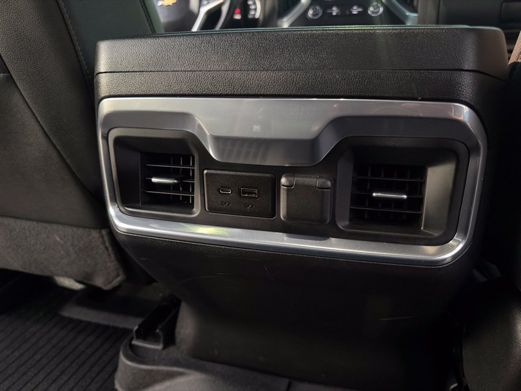 Used 2022 Chevrolet Silverado 1500 LTZ w/ LTZ Premium Package AWD/4WD image 33