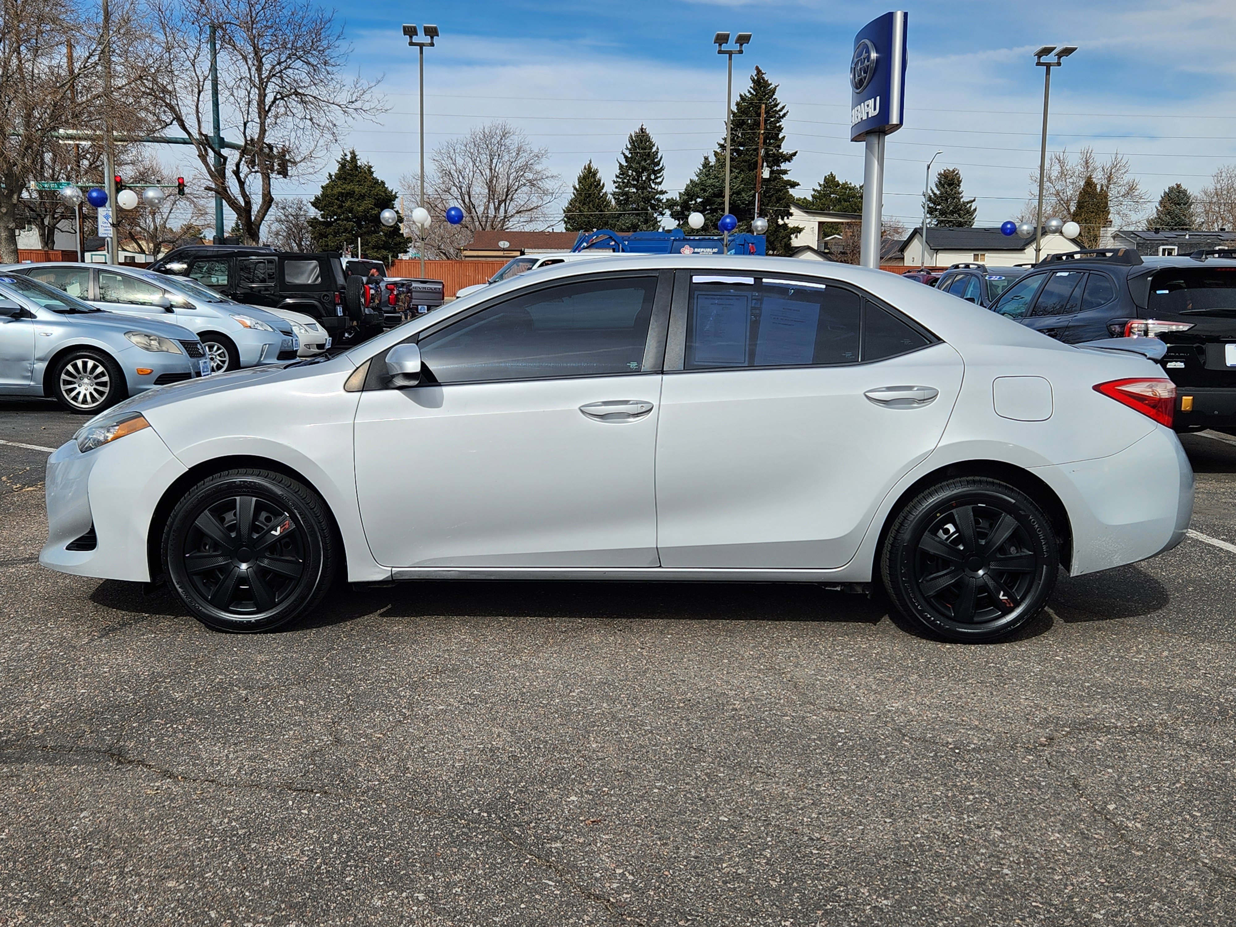 Used 2017 Toyota Corolla LE image 4