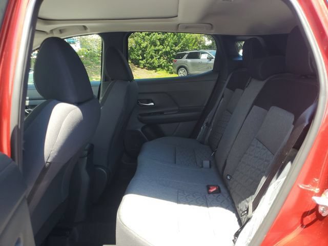 New 2026 Nissan Kicks SV w/ SV Premium Package FWD image 7