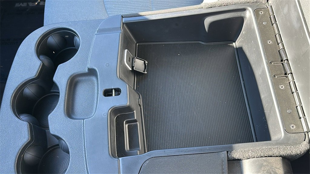 Used 2024 RAM 2500 Big Horn w/ Bed Utility Group image 28