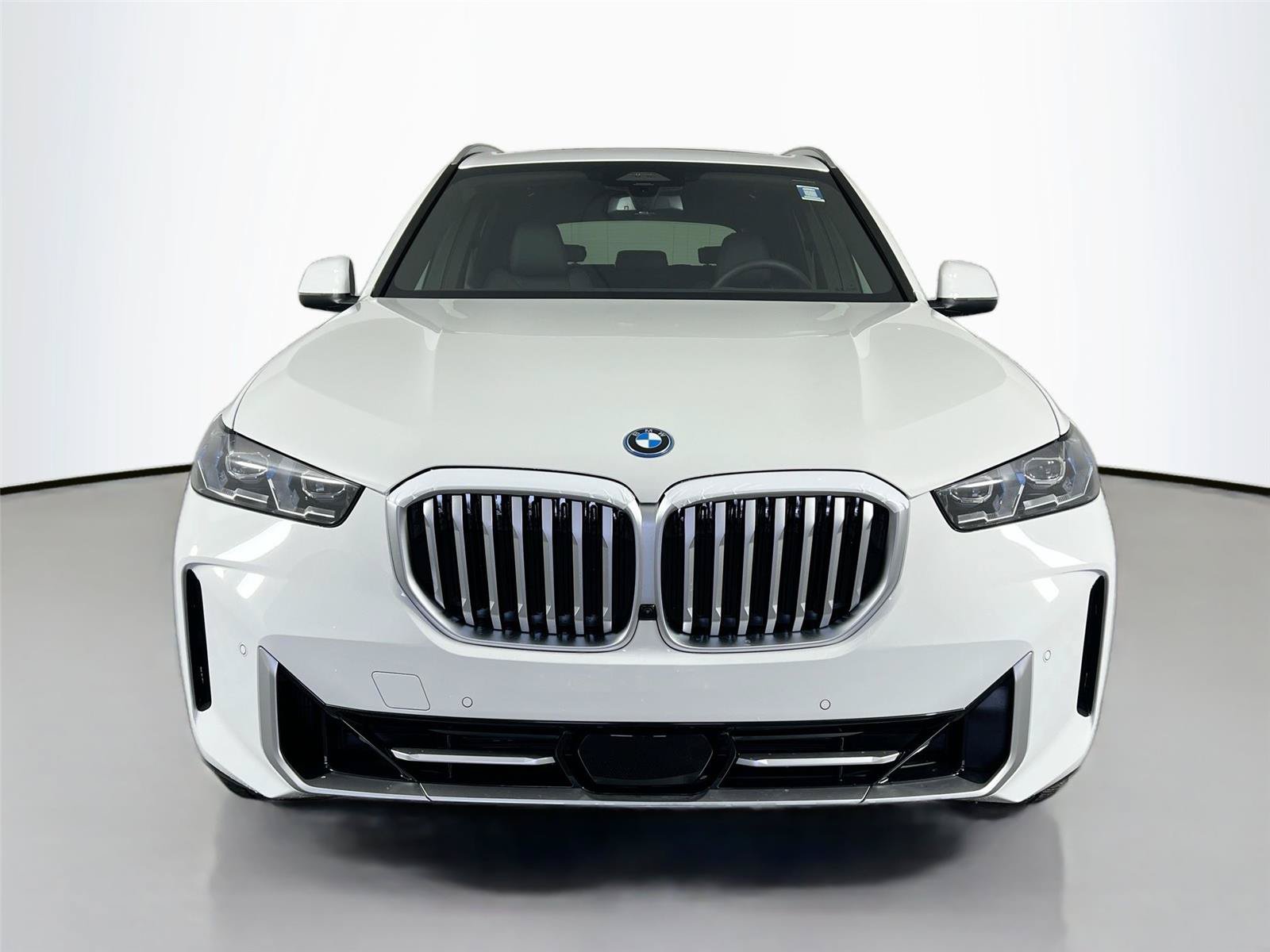 New 2026 BMW X5 xDrive50e AWD/4WD image 9