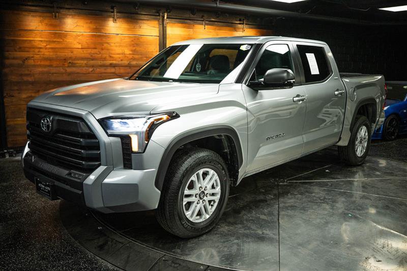 Used 2025 Toyota Tundra SR5 w/ SR5 Premium Package image 2