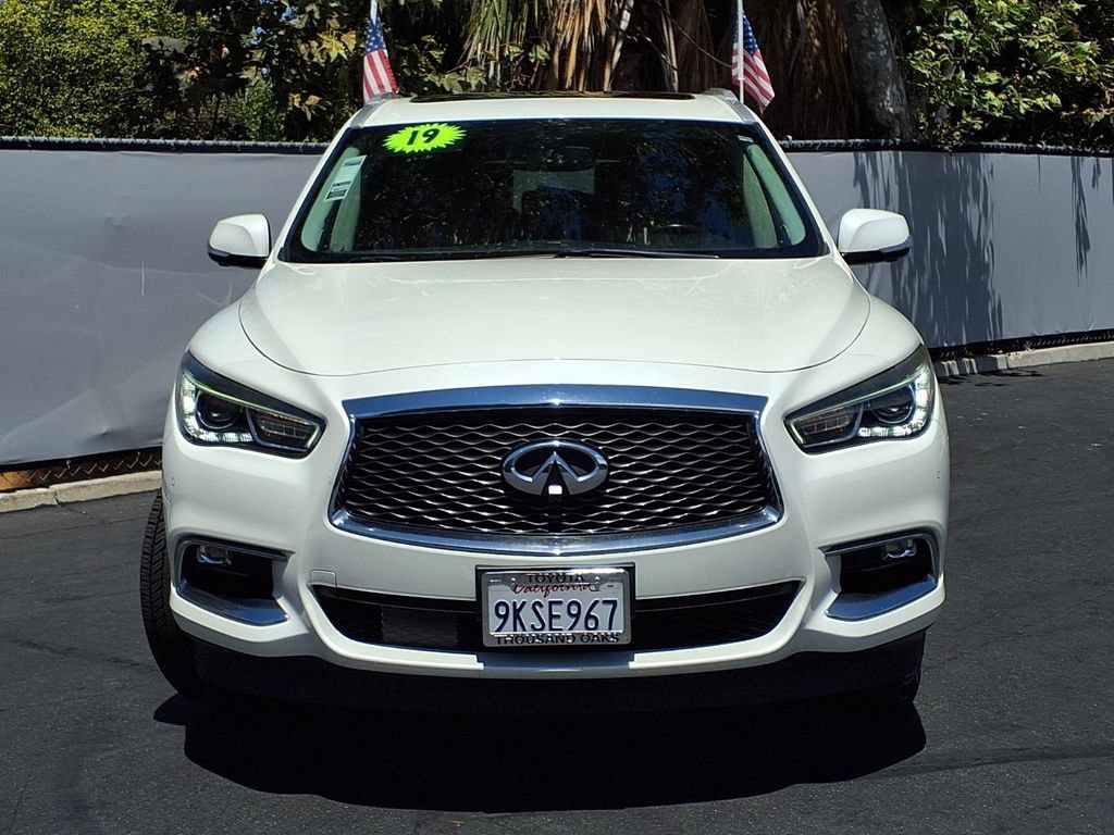 Used 2019 INFINITI QX60 Luxe w/ Essential Package AWD/4WD image 2