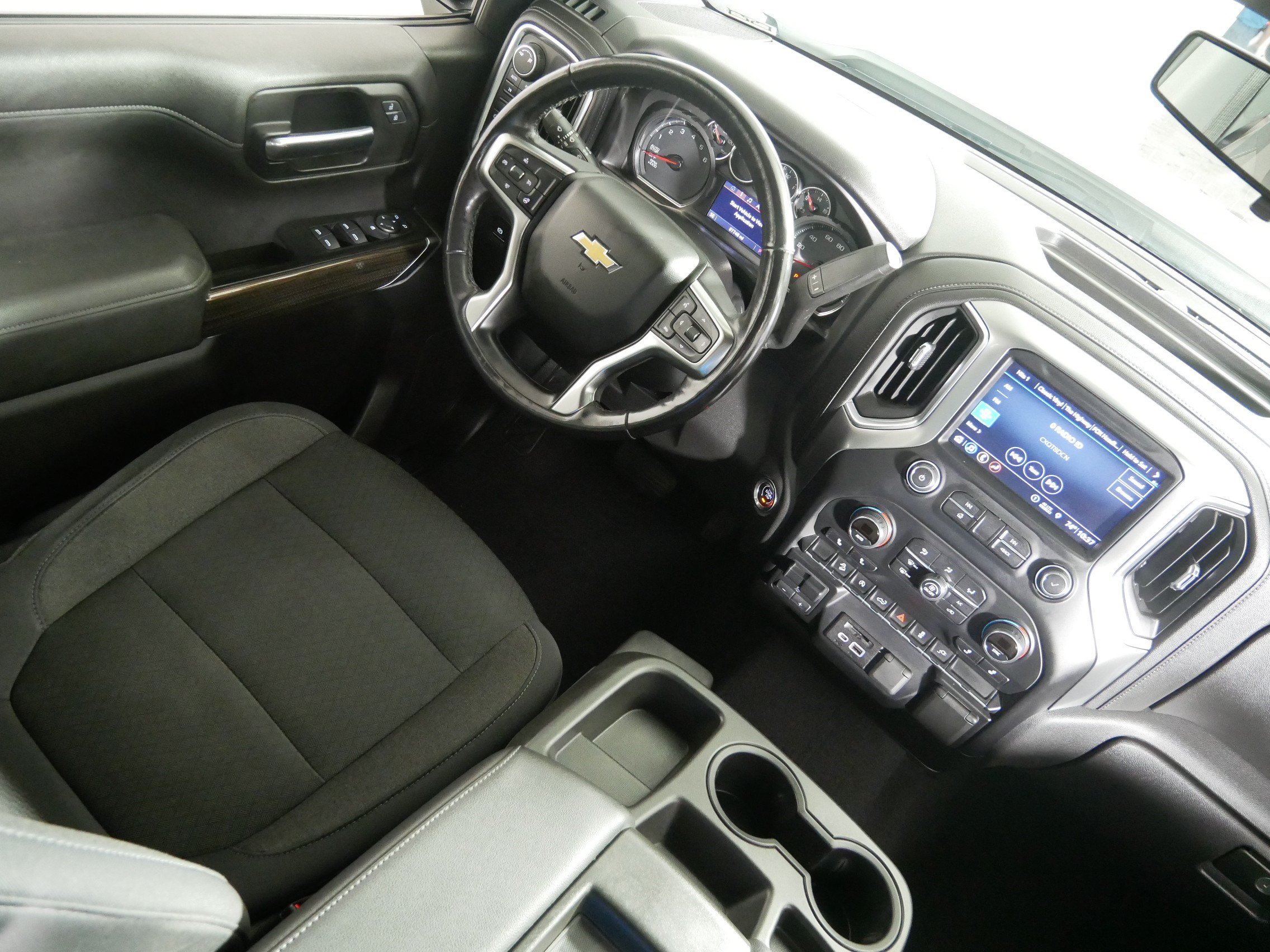 Certified 2019 Chevrolet Silverado 1500 LT w/ All-Star Edition AWD/4WD image 9