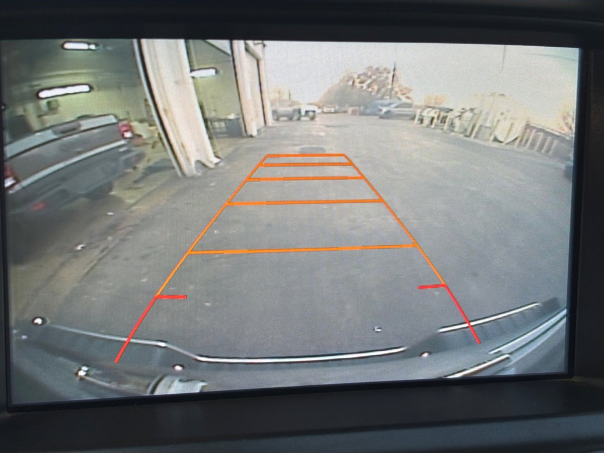 Used 2016 Chevrolet Colorado LT image 9