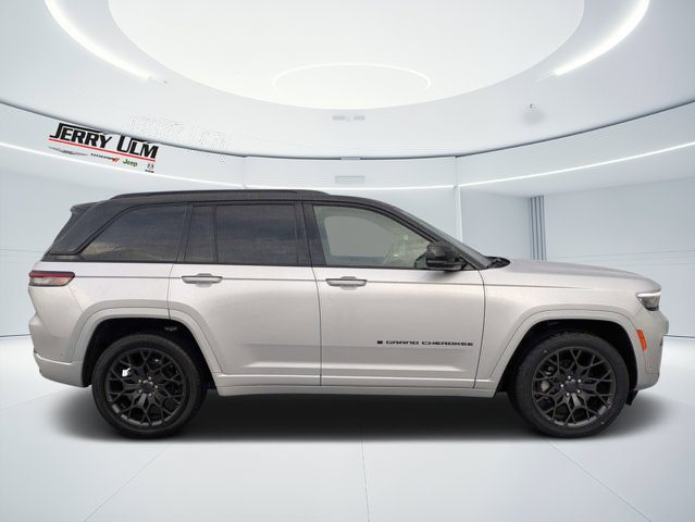 Certified 2025 Jeep Grand Cherokee Summit w/ Obsidian Package AWD/4WD image 2