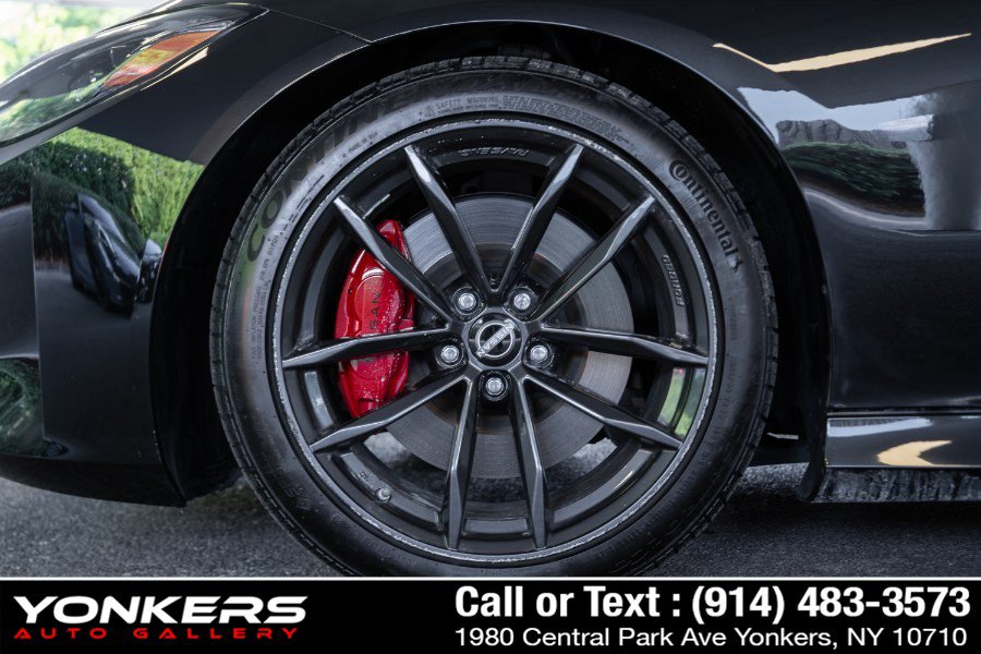 Used 2024 Nissan Z Performance w/ Floor Mat Package RWD image 12