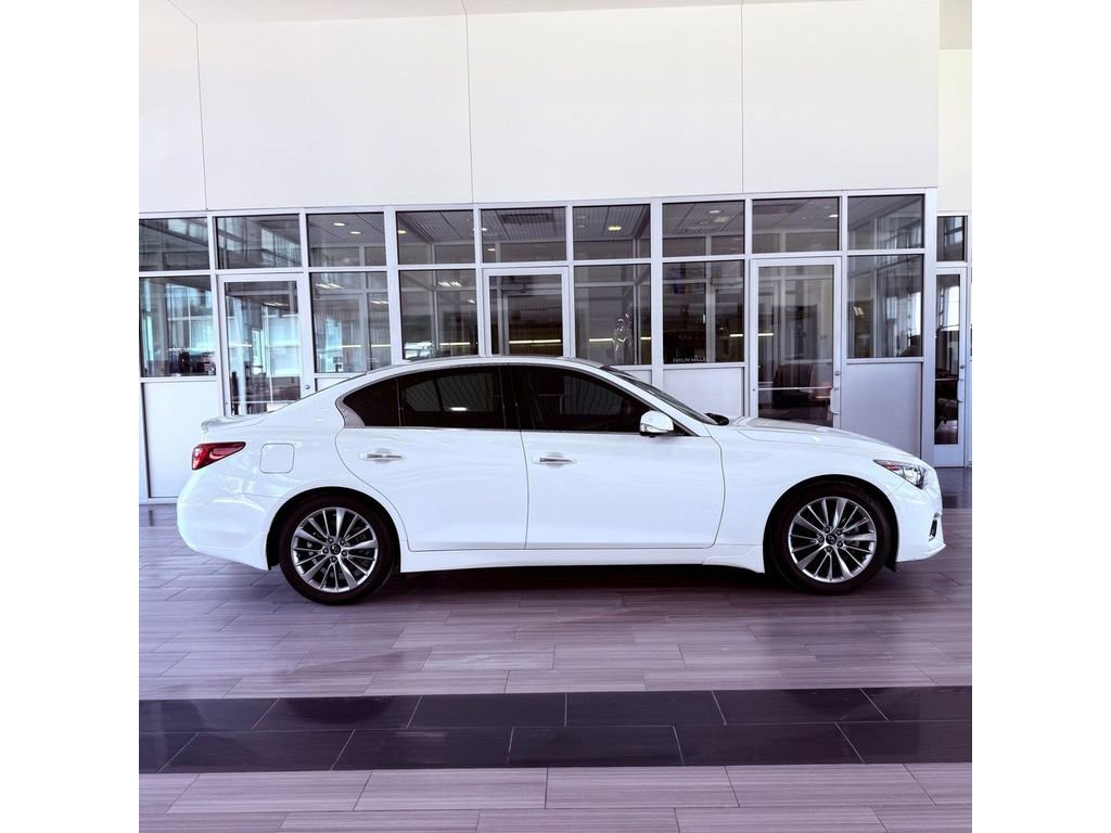 Used 2023 INFINITI Q50 Luxe w/ Cargo Package RWD image 4
