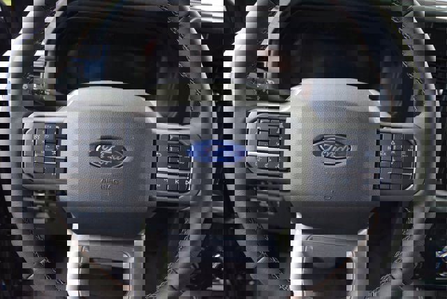 New 2025 Ford F150 Lariat w/ Equipment Group 502A High image 7