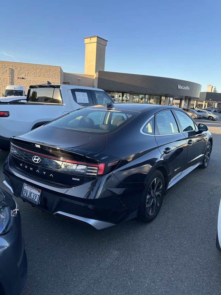 Certified 2025 Hyundai Sonata SEL image 3