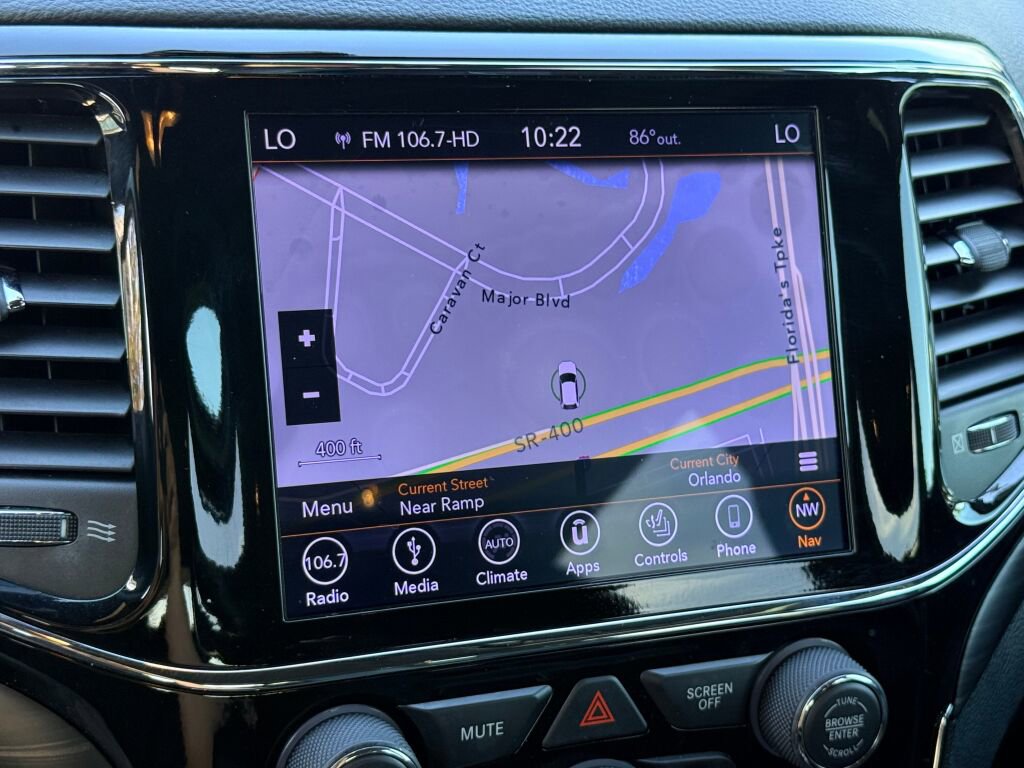 Used 2019 Jeep Grand Cherokee Altitude image 7