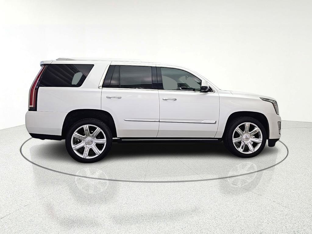 Used 2016 Cadillac Escalade Premium image 8