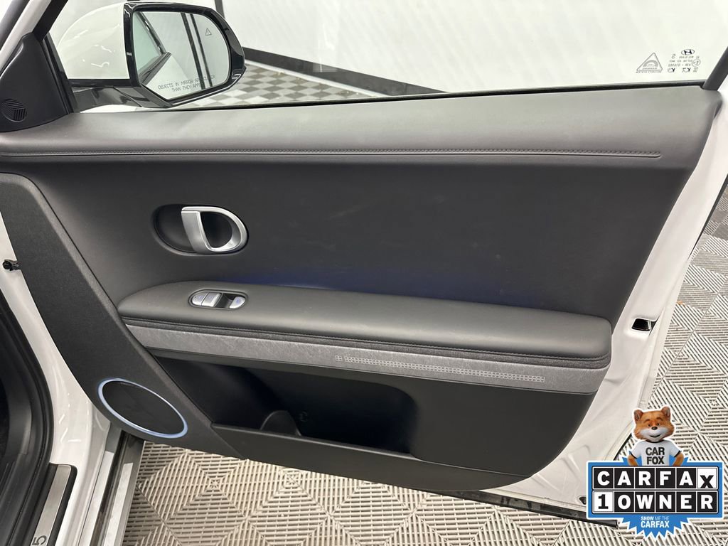 Used 2023 Hyundai Ioniq 5 Limited image 16