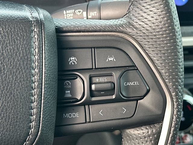 Used 2024 Toyota Tacoma Limited AWD/4WD image 23