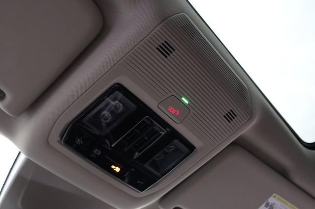 New 2026 Volkswagen Atlas SE image 20