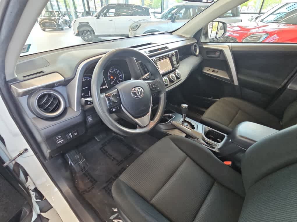 Used 2017 Toyota RAV4 LE w/ Carpet Mat Package AWD/4WD image 11