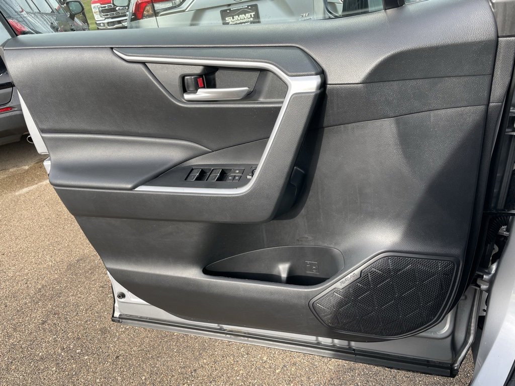 Used 2024 Toyota RAV4 XLE image 47