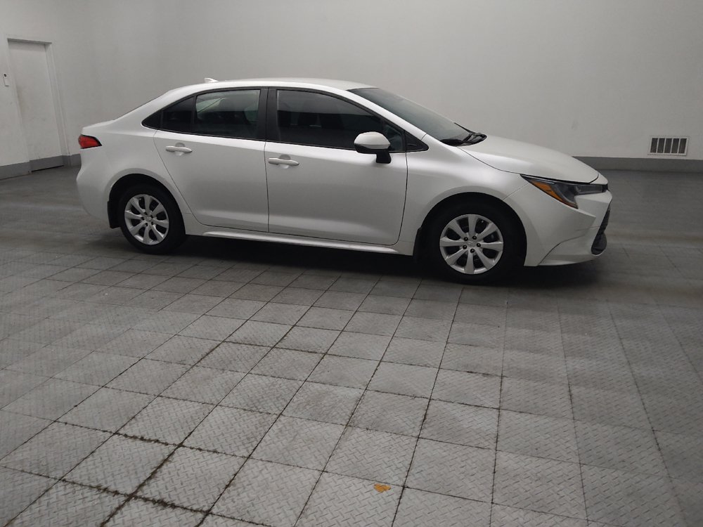 Used 2025 Toyota Corolla LE FWD image 11