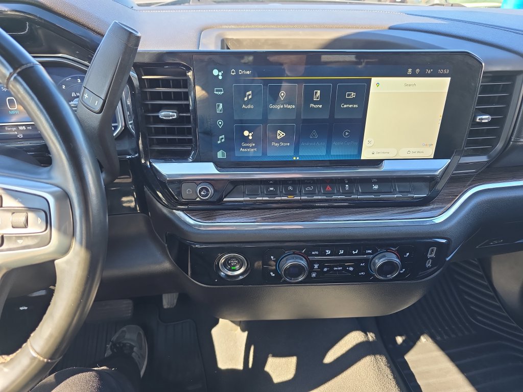 Used 2023 Chevrolet Silverado 1500 LT AWD/4WD image 16