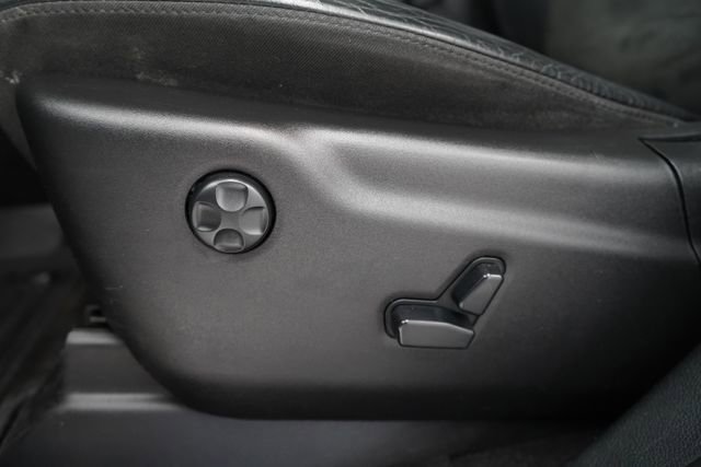 Used 2020 Jeep Grand Cherokee Altitude image 13