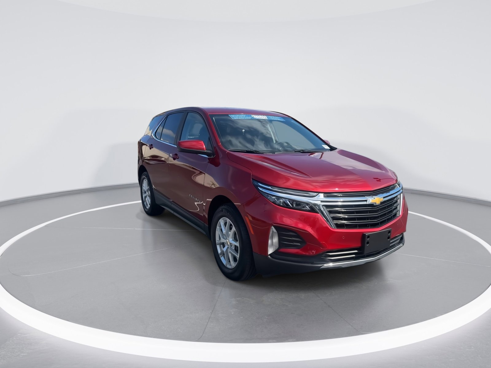 Used 2024 Chevrolet Equinox LT w/ LPO, Floor Liner Package image 2