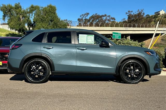 Certified 2023 Honda HR-V Sport image 4