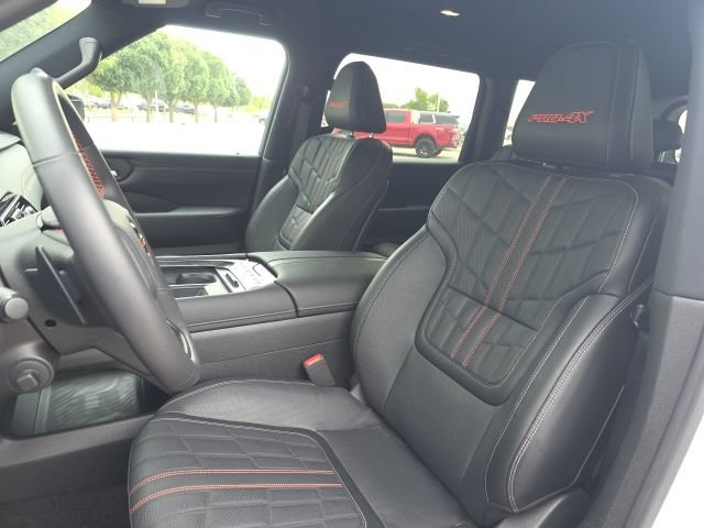 Certified 2026 Nissan Armada PRO-4X w/ Convenience Package AWD/4WD image 7