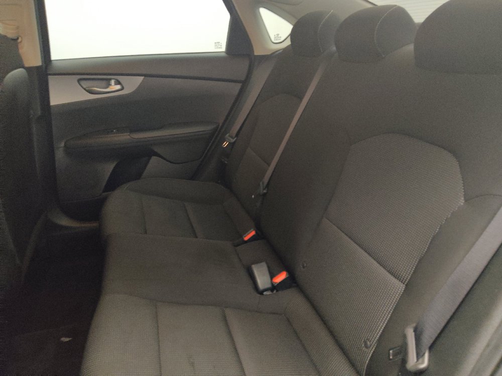 Used 2020 Kia Forte Sedan FWD image 18