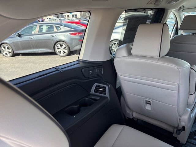 New 2026 Honda Odyssey Touring image 36