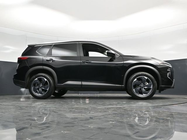 Used 2025 Nissan Rogue SV AWD/4WD image 60
