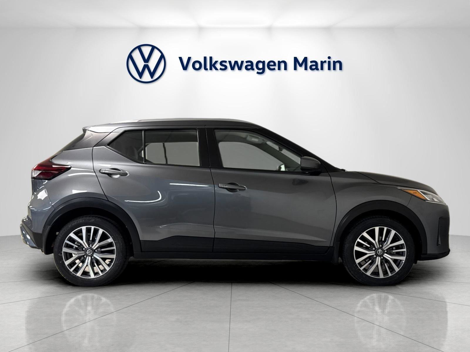 Used 2021 Nissan Kicks SV image 6