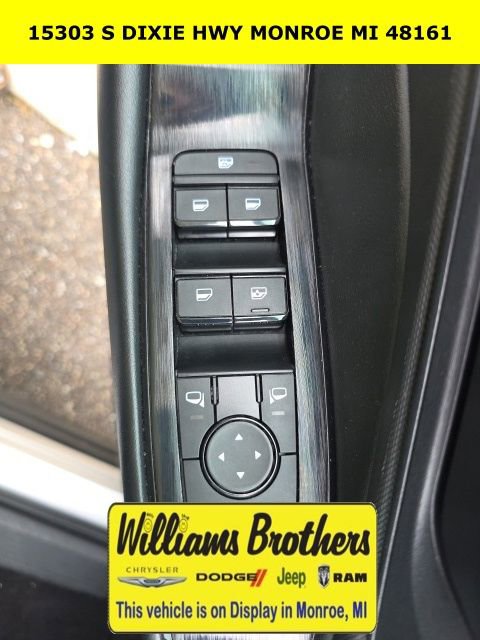 Used 2024 Nissan Rogue S image 11