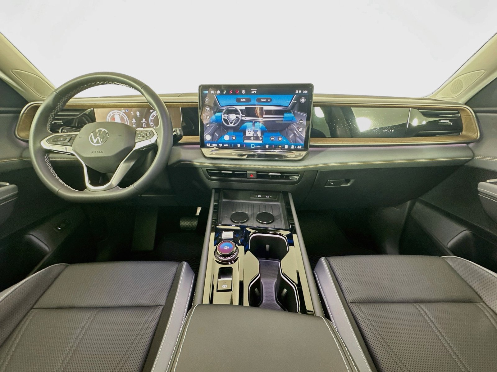 New 2027 Volkswagen Atlas SE AWD/4WD image 14
