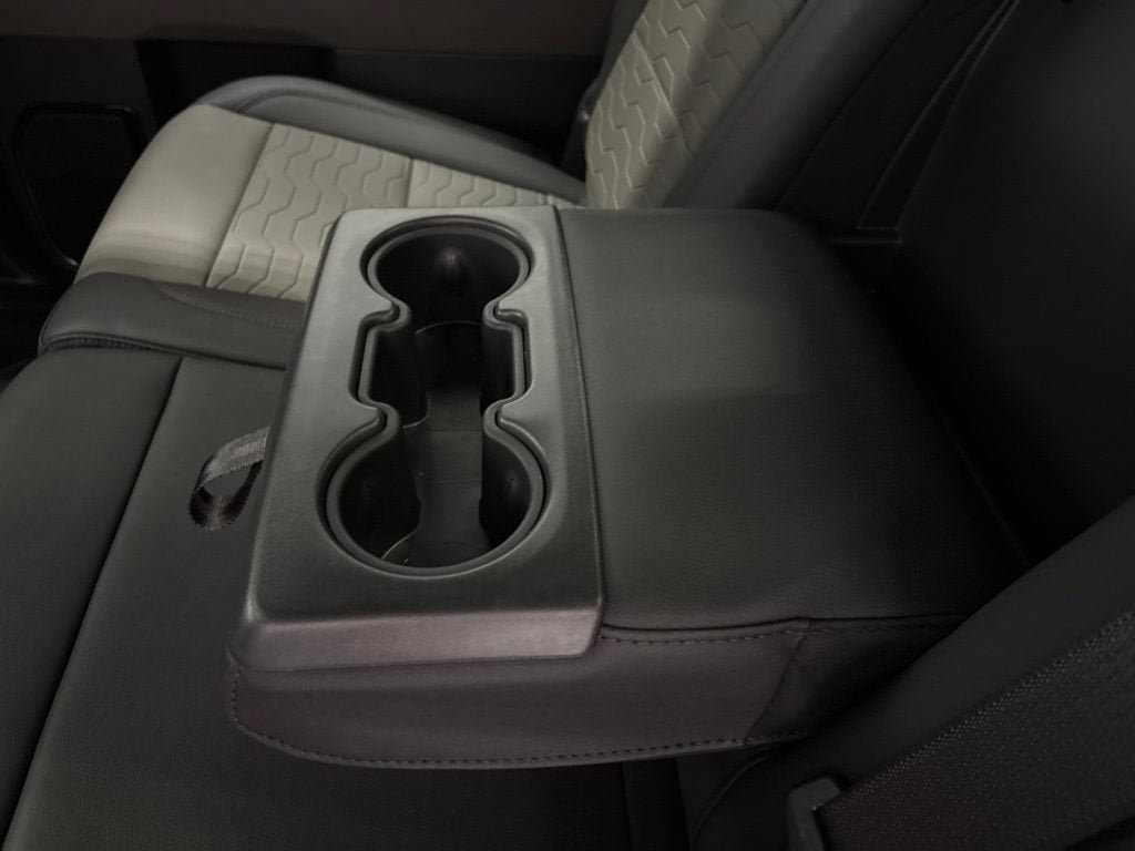 New 2026 Chevrolet Silverado 2500 ZR2 w/ LPO, Dark Essentials Package AWD/4WD image 38