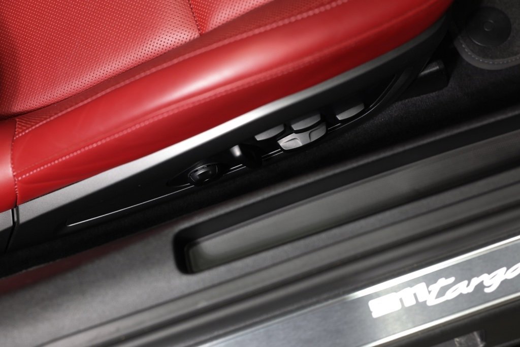 Used 2021 Porsche 911 Targa 4S image 29