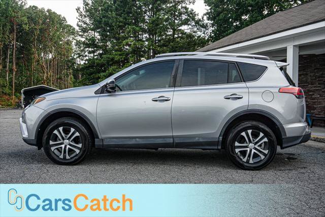 Used 2016 Toyota RAV4 LE FWD image 10
