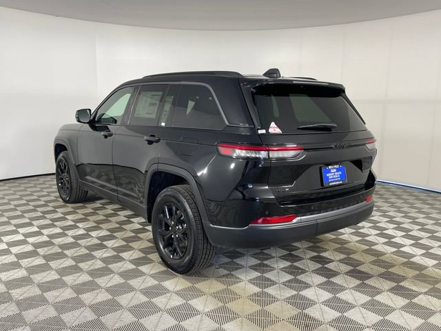 New 2026 Jeep Grand Cherokee Altitude AWD/4WD image 12