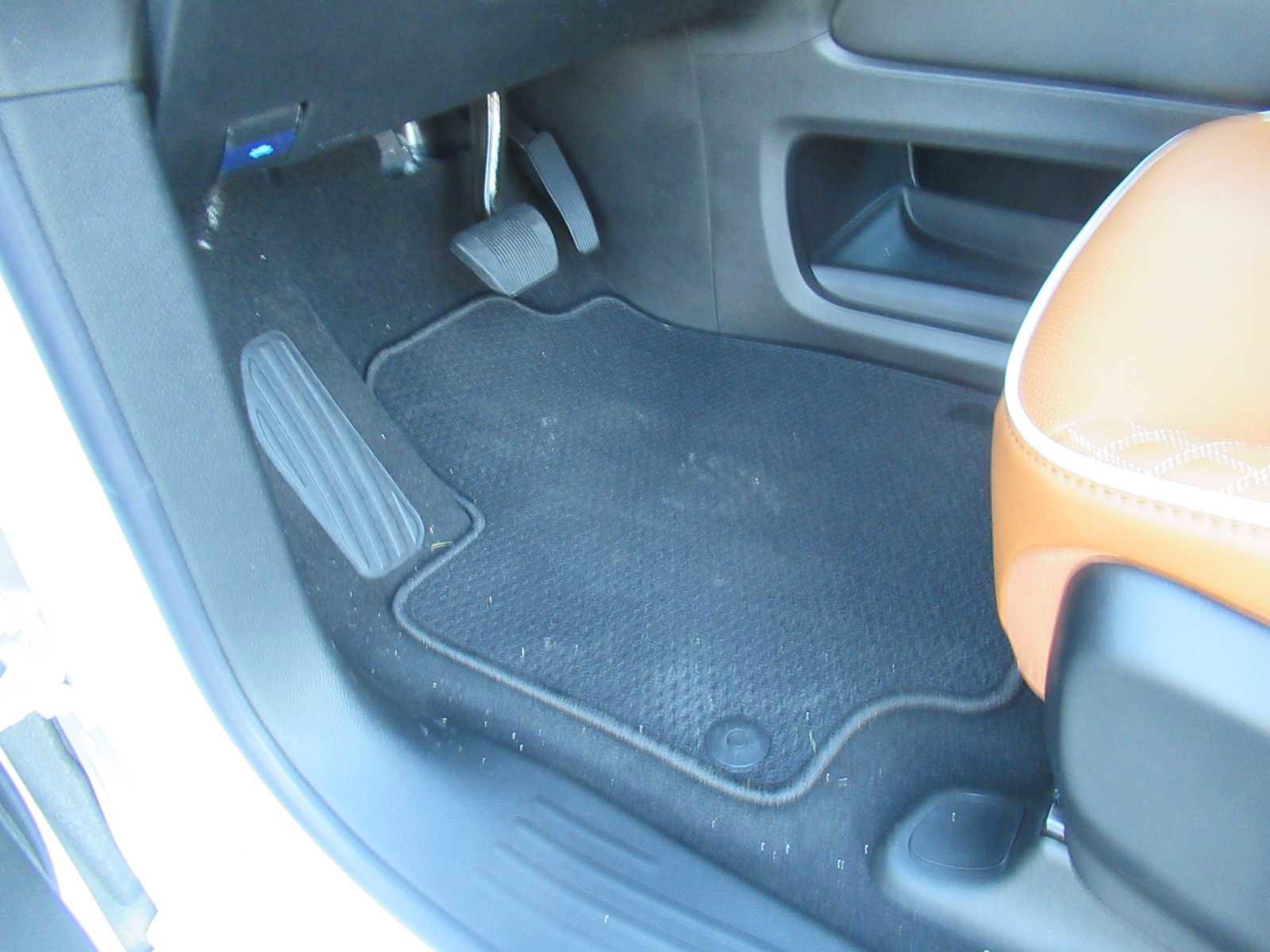 New 2026 Chrysler Pacifica Pinnacle image 26