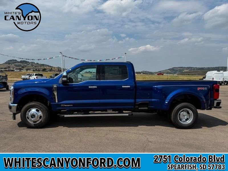 New 2026 Ford F350 Lariat w/ Lariat Premium Package AWD/4WD image 2