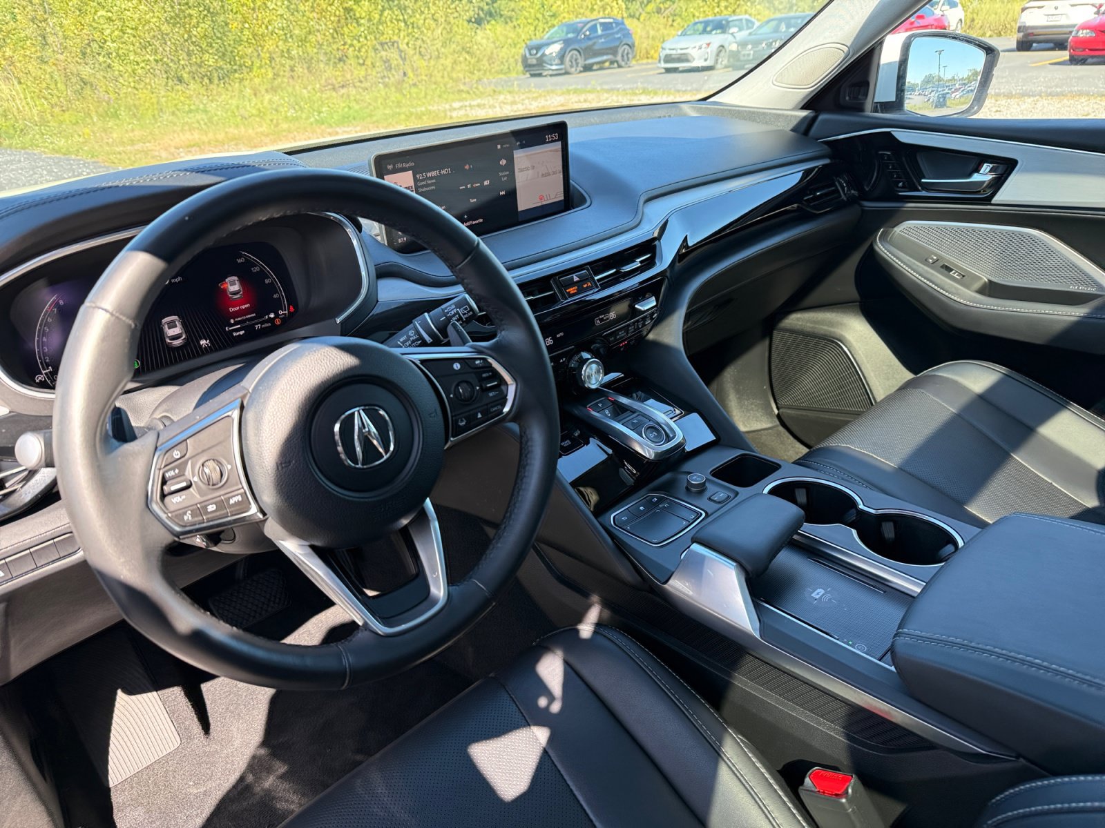 Used 2024 Acura MDX w/ Technology Package AWD/4WD image 4