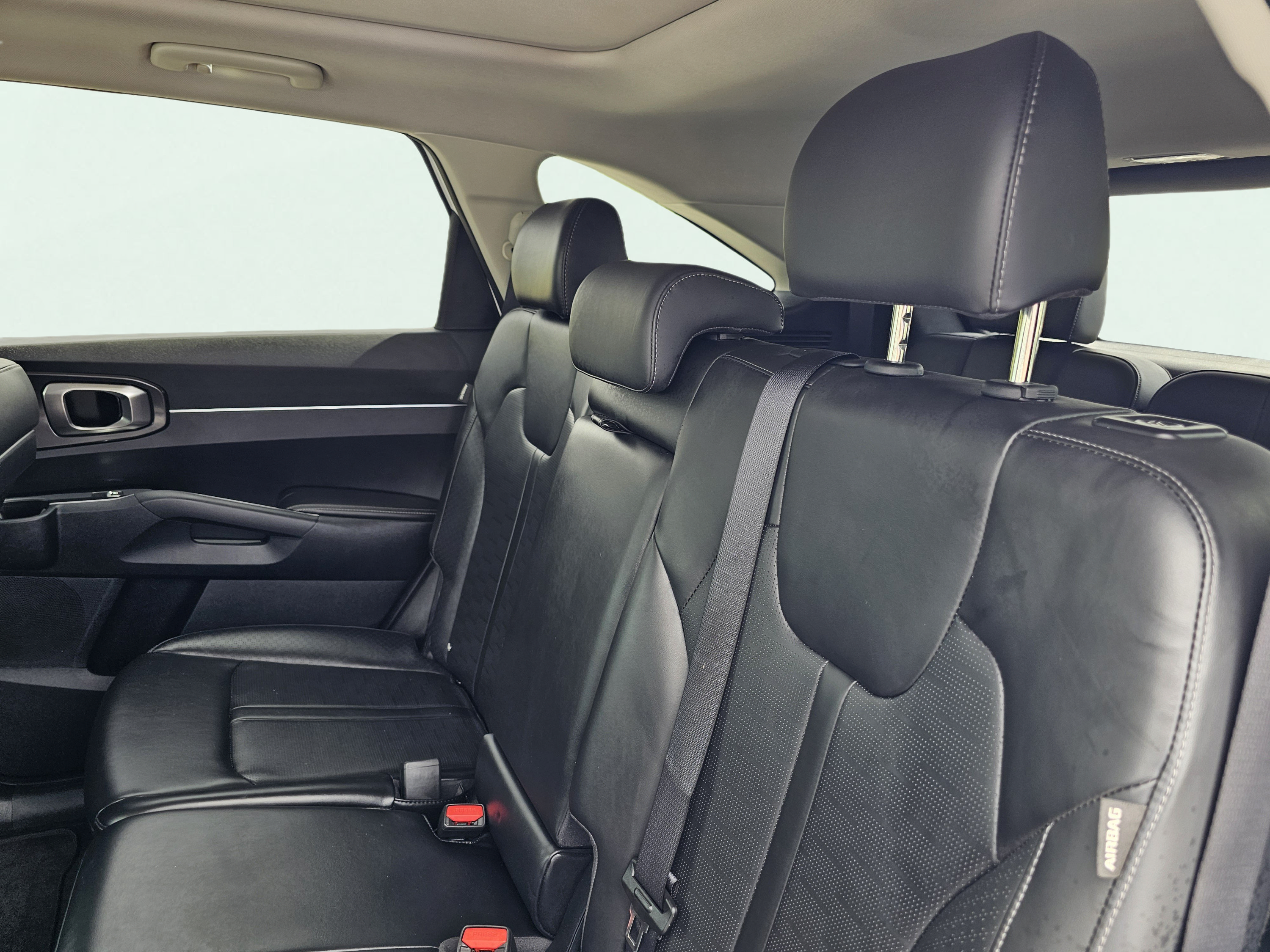 Used 2024 Kia Sorento S w/ Panoramic Sunroof Package FWD image 48